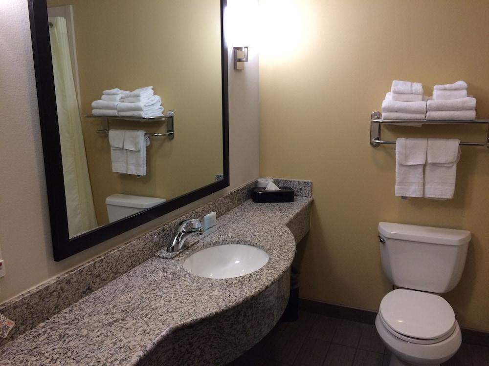 Sleep Inn&Suites Indoor Waterpark Liberty Buitenkant foto